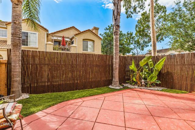 31-web-or-mls-Upmarketmedia_1336Los-27