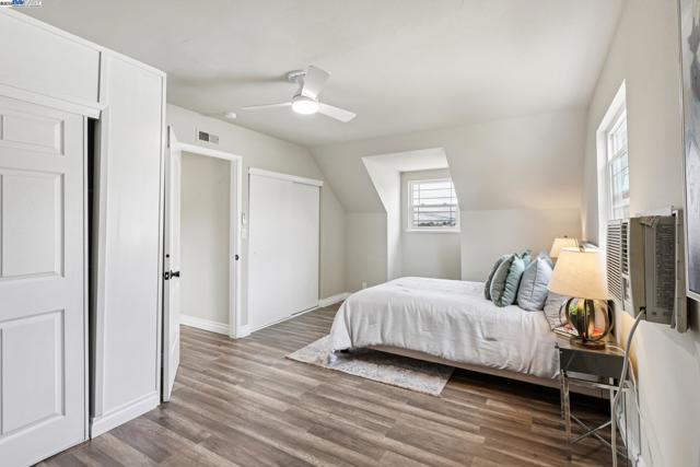 28399 Cubberley Ct, Hayward CA: https://media.crmls.org/mediaz/a5d0e334-2864-4d62-9f8c-6bcc84ee3529.jpg