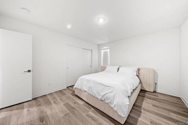 Image 20 of 42 For 747 Anastasia Court