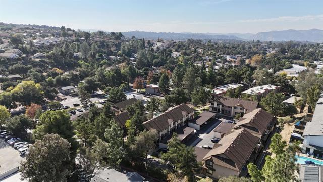 Image 39 of 41 For 2642 Alpine Blvd  A