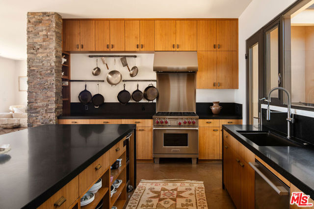 5651 W Camino Cielo, Santa Barbara CA: https://media.crmls.org/mediaz/a5d2d971-710f-44a3-ae72-6fbc5a5426d6.jpg