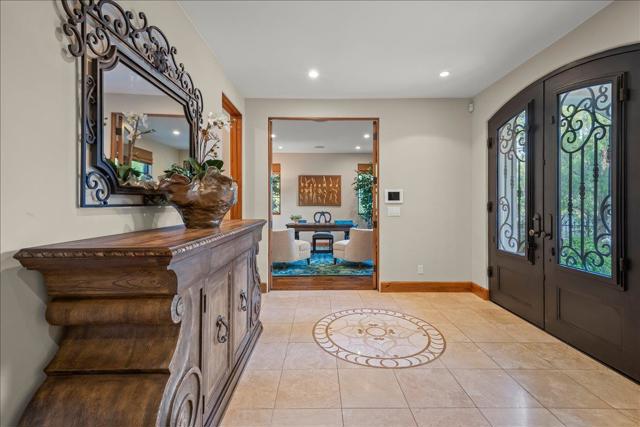 1571 Fairway Drive, Los Altos CA: https://media.crmls.org/mediaz/a5d59bfb-0b83-4ee5-8624-b3d1a9fbda65.jpg