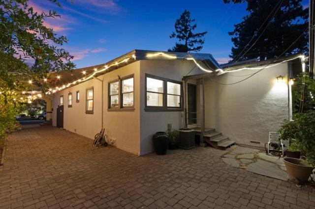 221 Grand Street, Redwood City CA: https://media.crmls.org/mediaz/a5d777ae-8606-41e2-85ac-7d151776cf5c.jpg