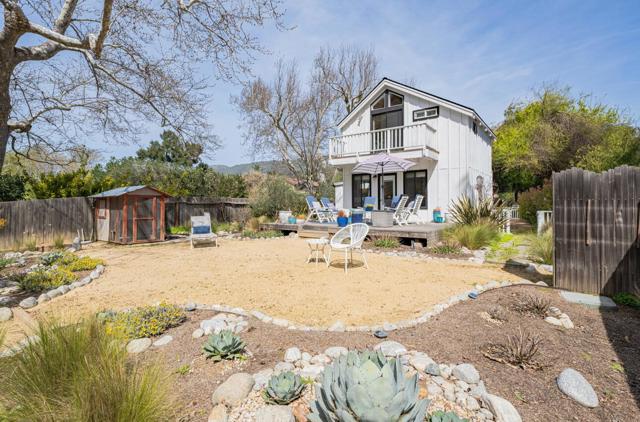 75 Paso Hondo, Carmel Valley CA: https://media.crmls.org/mediaz/a5d8697e-990e-49b1-9414-bfa6884185bd.jpg