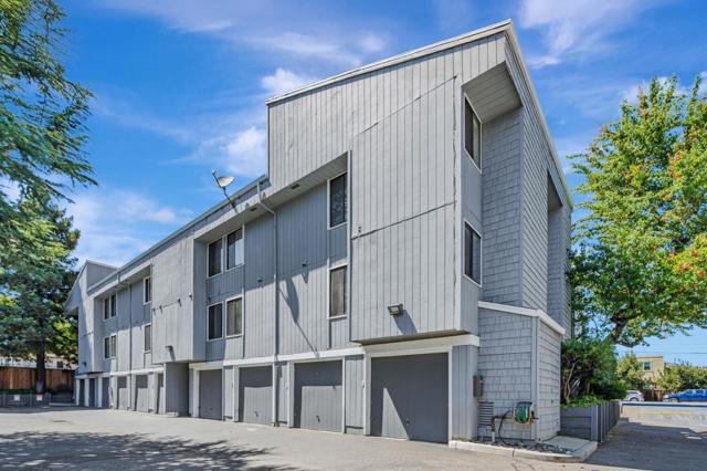 4020 Williams Road, San Jose CA: https://media.crmls.org/mediaz/a5d89f8b-d6be-4e21-9994-1fb0ced74433.jpg