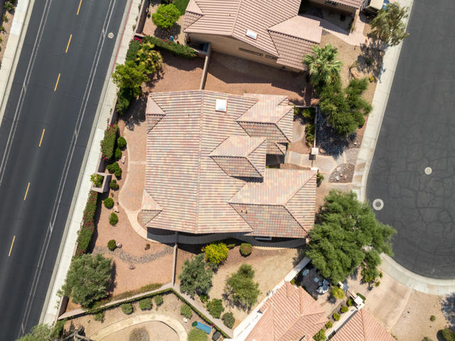 78626 Blooming Court, Palm Desert CA: https://media.crmls.org/mediaz/a5d8e7d6-e122-490e-afdb-0a22da171ce9.jpg