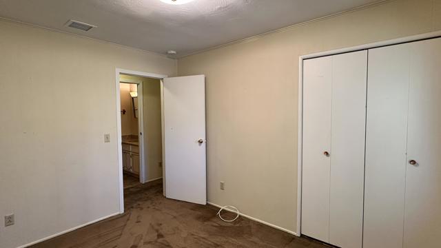 52080 Acorn, Idyllwild CA: https://media.crmls.org/mediaz/a5db57a8-551a-4988-99da-69bfef190ae3.jpg