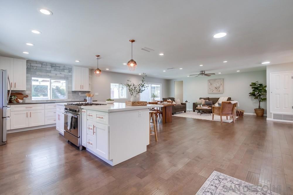 MLS #250035430SD image #16