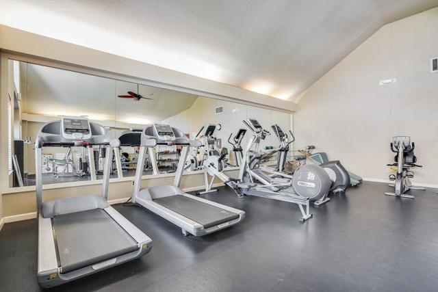 838 Bucks Lake Court, San Jose CA: https://media.crmls.org/mediaz/a5dc0da3-0080-4334-abc7-278cde2b2ca8.jpg