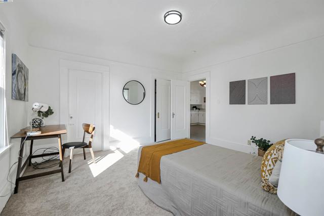 1781 B St, Hayward CA: https://media.crmls.org/mediaz/a5de1117-af7b-4c00-bc6a-1ebdc535ca7a.jpg