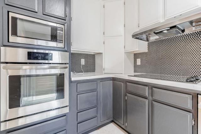 177 N El Camino Real, San Mateo CA: https://media.crmls.org/mediaz/a5de1d59-b3b3-4287-8c97-47b3738c11f9.jpg