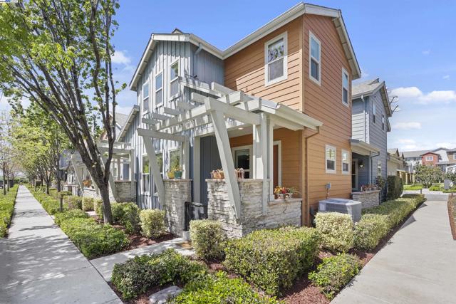 538 Sandalwood Drive, Livermore CA: https://media.crmls.org/mediaz/a5de87a0-6096-4240-9f74-294defb2a21e.jpg