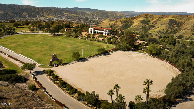 Detail Gallery Image 8 of 75 For 2940 Kuehner Dr, Simi Valley,  CA 93063 - 57 Beds | 40 Baths