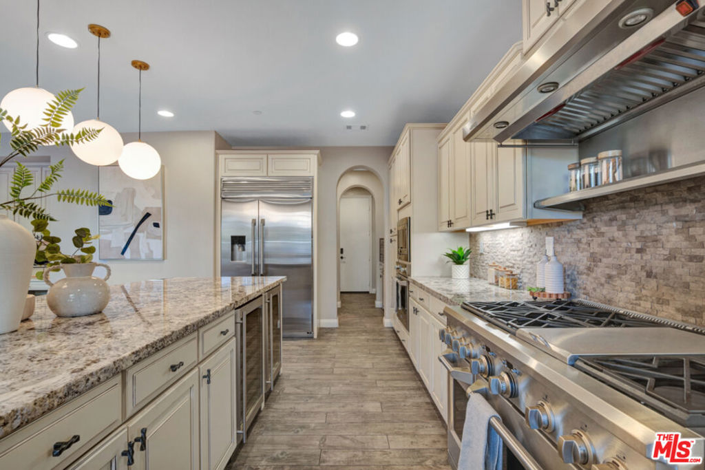 MLS #26871923 image #16