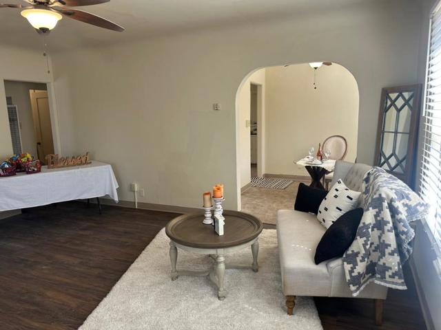 0 Ellis St, King City CA: https://media.crmls.org/mediaz/a5df55b5-8e6b-4462-afee-1553f358a941.jpg