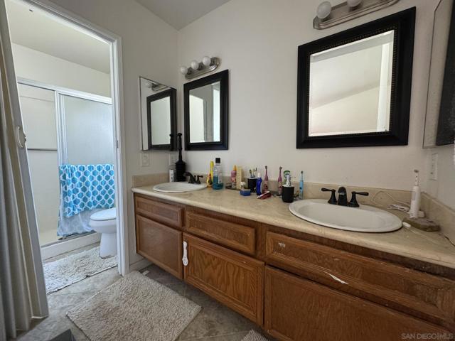Image 8 of 10 For 2107 Manzana Way