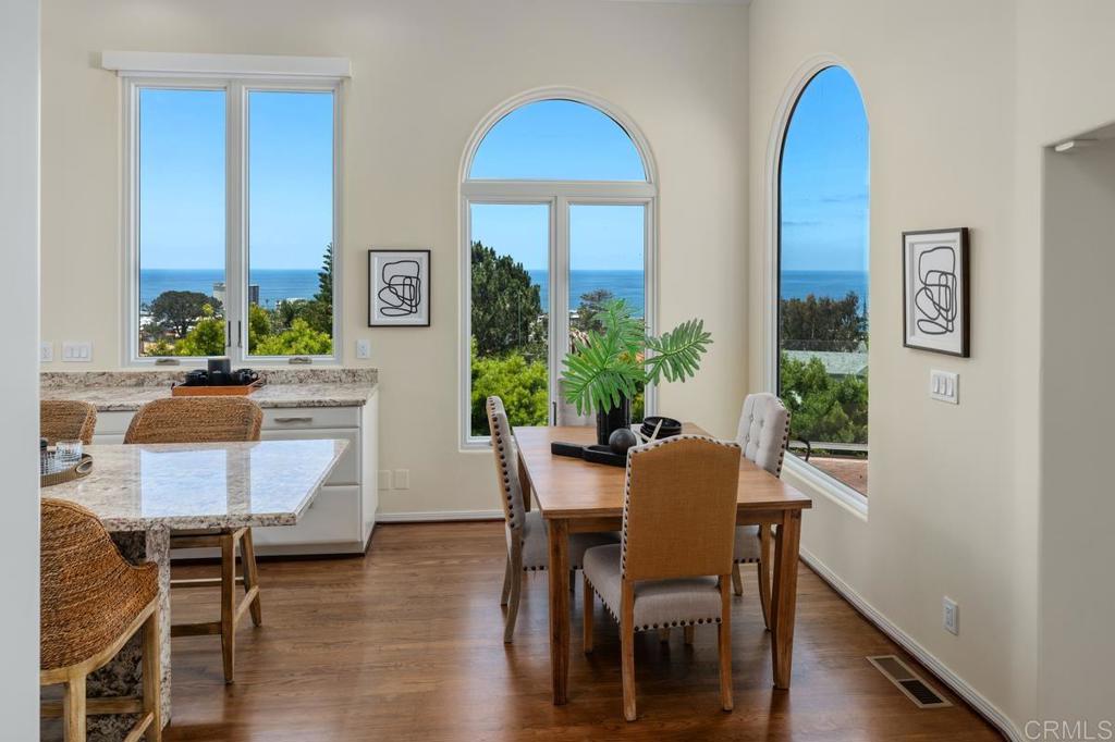 1420 La Jolla Knoll - photo 13