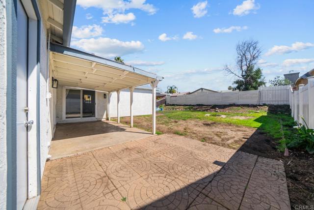 Detail Gallery Image 24 of 27 For 10461 Stanfield Cir, San Diego,  CA 92126 - 3 Beds | 2 Baths