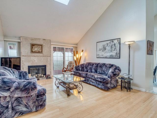 6281 Mountford Drive, San Jose CA: https://media.crmls.org/mediaz/a5e072ac-49bb-476a-b6ce-bd180f3089fd.jpg