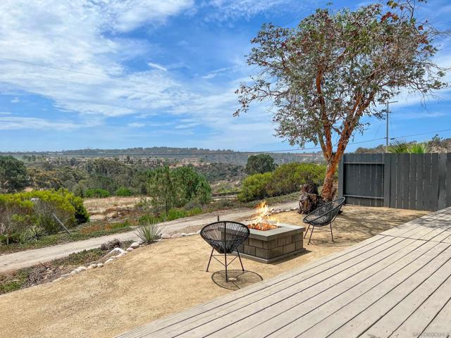 3854 56 Via Del Mar, San Diego CA: https://media.crmls.org/mediaz/a5e2401d-ddc6-4380-a6cd-d36ab69c34c3.jpg