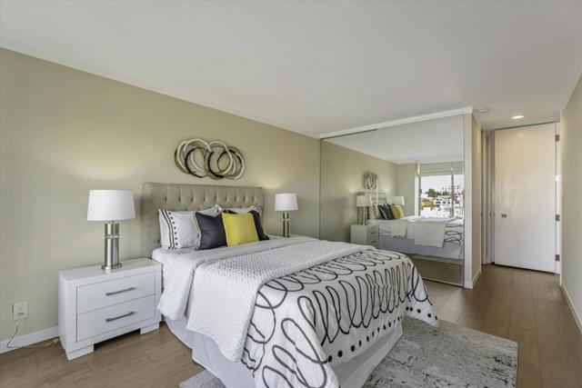 565 Bellevue Avenue, Oakland CA: https://media.crmls.org/mediaz/a5e284dc-92ba-42a9-b237-983dde2651d9.jpg