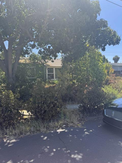 Detail Gallery Image 1 of 1 For 3817 69th St, San Diego,  CA 92115 - 2 Beds | 1 Baths