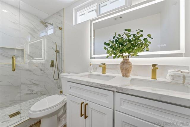 8686 Perseus Rd, San Diego CA: https://media.crmls.org/mediaz/a5e2f844-07be-40dc-baac-65d0ce9c3932.jpg