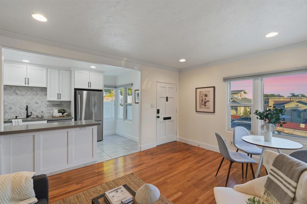 2036 Lincoln - photo 14