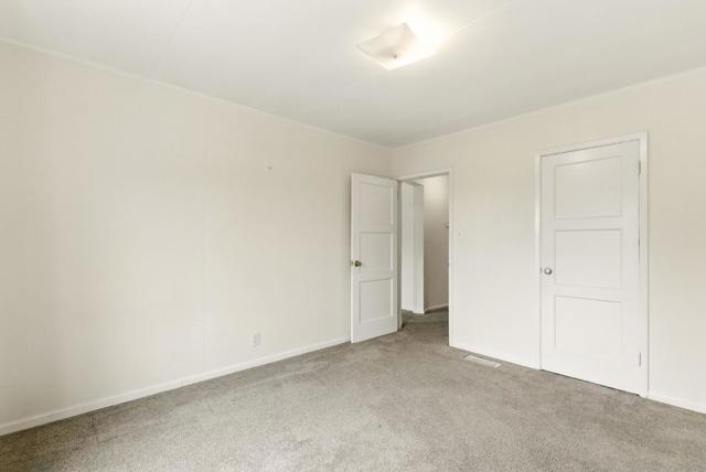 662 Colby Street, San Francisco CA: https://media.crmls.org/mediaz/a5e3be5d-457b-4c0e-829e-5c27379a108c.jpg
