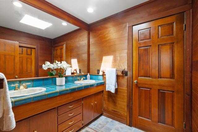 17 Calera Canyon Road,  CA: https://media.crmls.org/mediaz/a5e3c68f-084c-485f-a3fd-c7e60b91f942.jpg