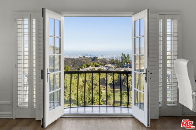 Drew Fenton | 2282 Canyonback Road Los Angeles CA | MLS: 7426024