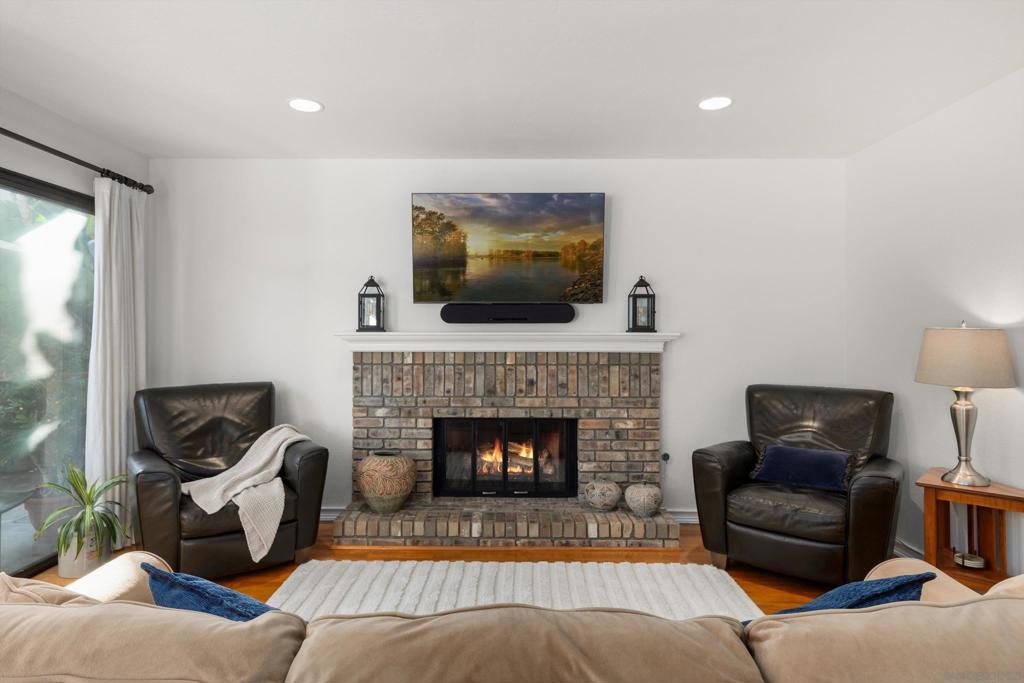 MLS #250040929SD image #9