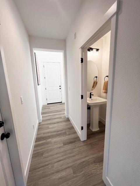 1183 Scout Peak Way, Hollister CA: https://media.crmls.org/mediaz/a5e537a6-622a-4dda-a623-ef0599a76998.jpg