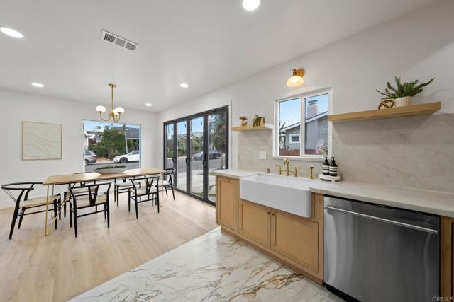 3561 Arizona St, San Diego CA: https://media.crmls.org/mediaz/a5e5407f-f2d3-417a-aa48-4c6c335a5611.jpg