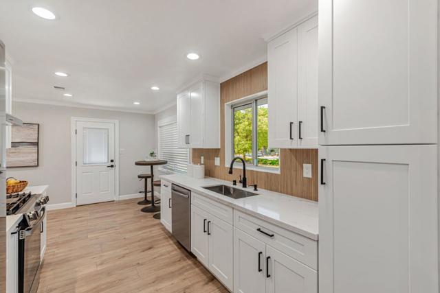 1178 Emerson Avenue, Campbell CA: https://media.crmls.org/mediaz/a5e6280e-05bf-4bc4-aaed-0b3eed91fbf8.jpg