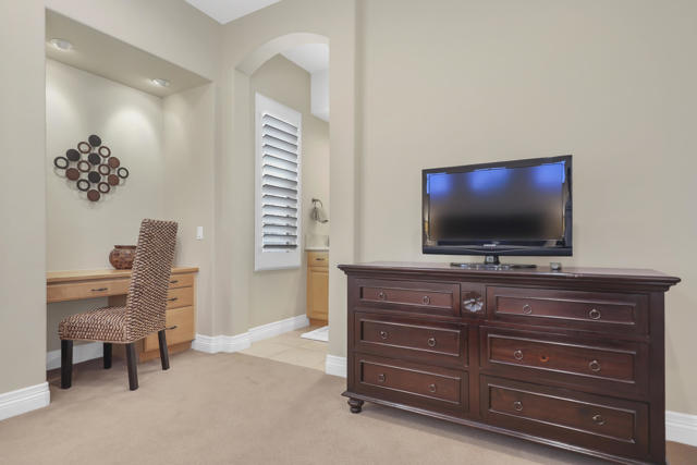 74102 Via Venezia, Palm Desert CA: https://media.crmls.org/mediaz/a5e657dd-db3b-419b-8007-d742607e0569.jpg