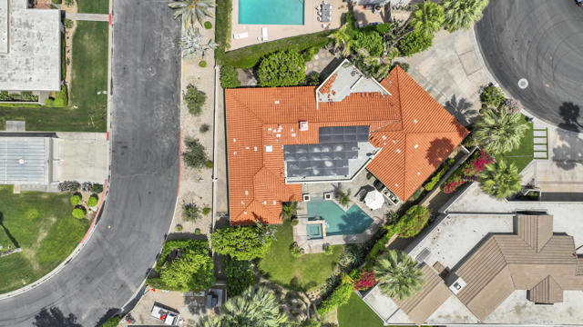 75745 Osage Trail, Indian Wells CA: https://media.crmls.org/mediaz/a5e6f08b-afe2-4412-8270-9c9556e61526.jpg