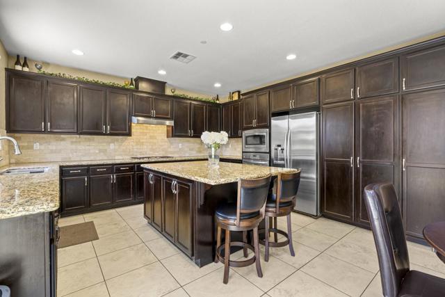 1420 Cielo Vista Lane, Gilroy CA: https://media.crmls.org/mediaz/a5e70214-7bc3-4df8-9462-a2e80855bb17.jpg