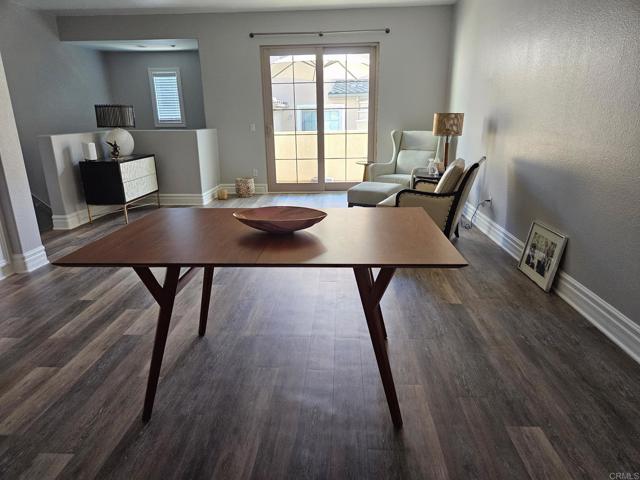 Detail Gallery Image 5 of 13 For 1291 Blue Jean Way Unit 4, Chula Vista,  CA 91913 - 2 Beds | 2/1 Baths