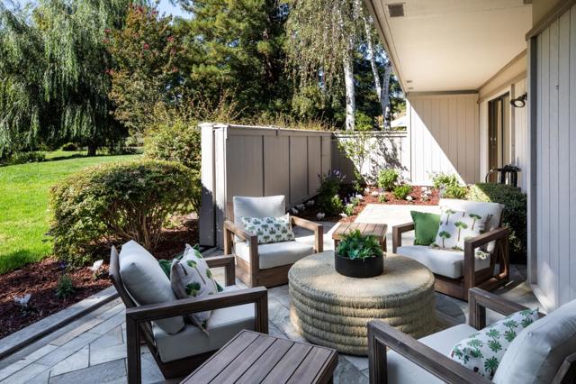 23 Bay Tree Lane, Los Altos CA: https://media.crmls.org/mediaz/a5e817de-5c1a-4921-8d30-04ec9393f054.jpg