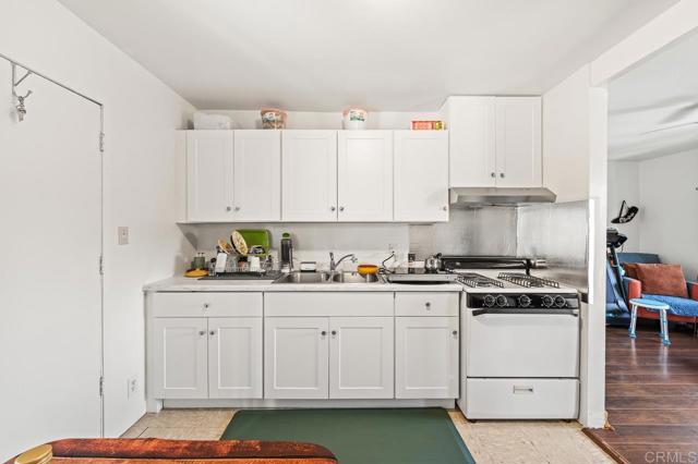 Detail Gallery Image 9 of 14 For 195 Montgomery Street # Abc, Chula Vista,  CA 91911 - – Beds | – Baths