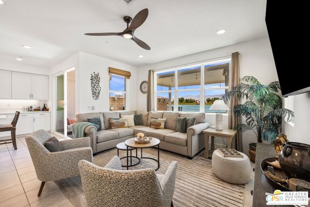 84621 Lago Breeza Drive, Indio CA: https://media.crmls.org/mediaz/a5e8f06a-8b58-4cf2-994a-983b8aca4ccb.jpg