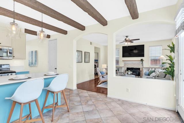 1531 Quiet Trail Dr, Chula Vista CA: https://media.crmls.org/mediaz/a5e905f5-d640-47e0-92c0-697a2501a413.jpg