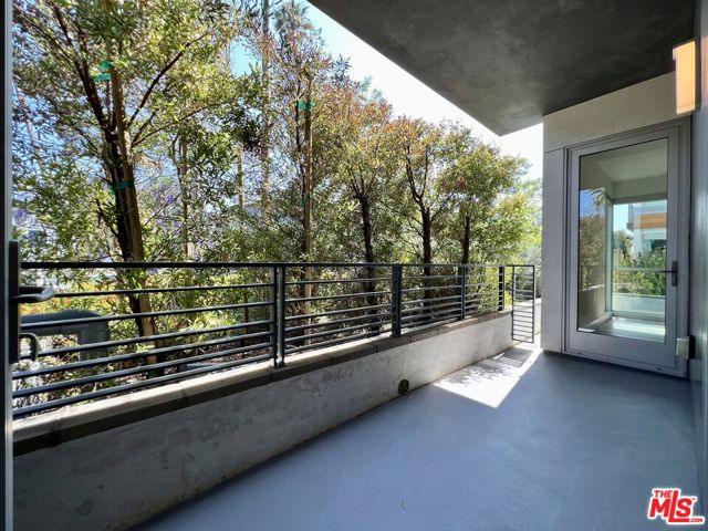 5801 Camerford Avenue, Los Angeles CA: https://media.crmls.org/mediaz/a5e956c2-b8bb-4c9f-a24e-59814c80c765.jpg