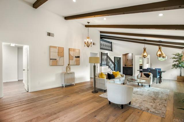 13837 Tam O Shanter Court, Poway CA: https://media.crmls.org/mediaz/a5e9e6d7-5197-42fe-9b9e-73076155a803.jpg