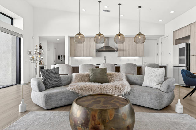 795 Obsidian W Loop, Palm Springs CA: https://media.crmls.org/mediaz/a5eaca8d-f993-4b29-b271-2ecb2245935c.jpg