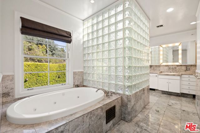 2003 La Brea Terrace, Los Angeles CA: https://media.crmls.org/mediaz/a5eb2f5b-1d41-4569-be0b-62bd3cc9cc59.jpg