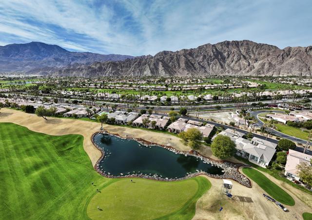 54564 Oak Tree, La Quinta CA: https://media.crmls.org/mediaz/a5eb32fd-18a3-4b90-874d-16d8f3f34619.jpg