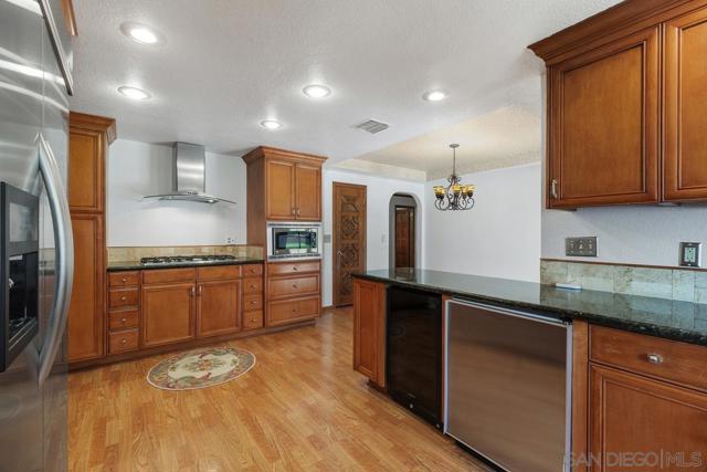 27350 Pachea Trl, Hemet CA: https://media.crmls.org/mediaz/a5ebf0ca-ba9a-4a78-b3dc-c1ed65fc5033.jpg