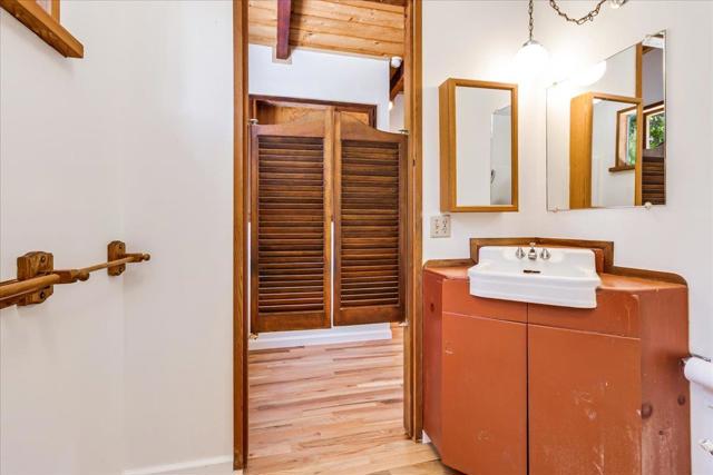 799 Lottie Street, Monterey CA: https://media.crmls.org/mediaz/a5ec29dd-88ff-4c2c-996a-21fe29e1b327.jpg